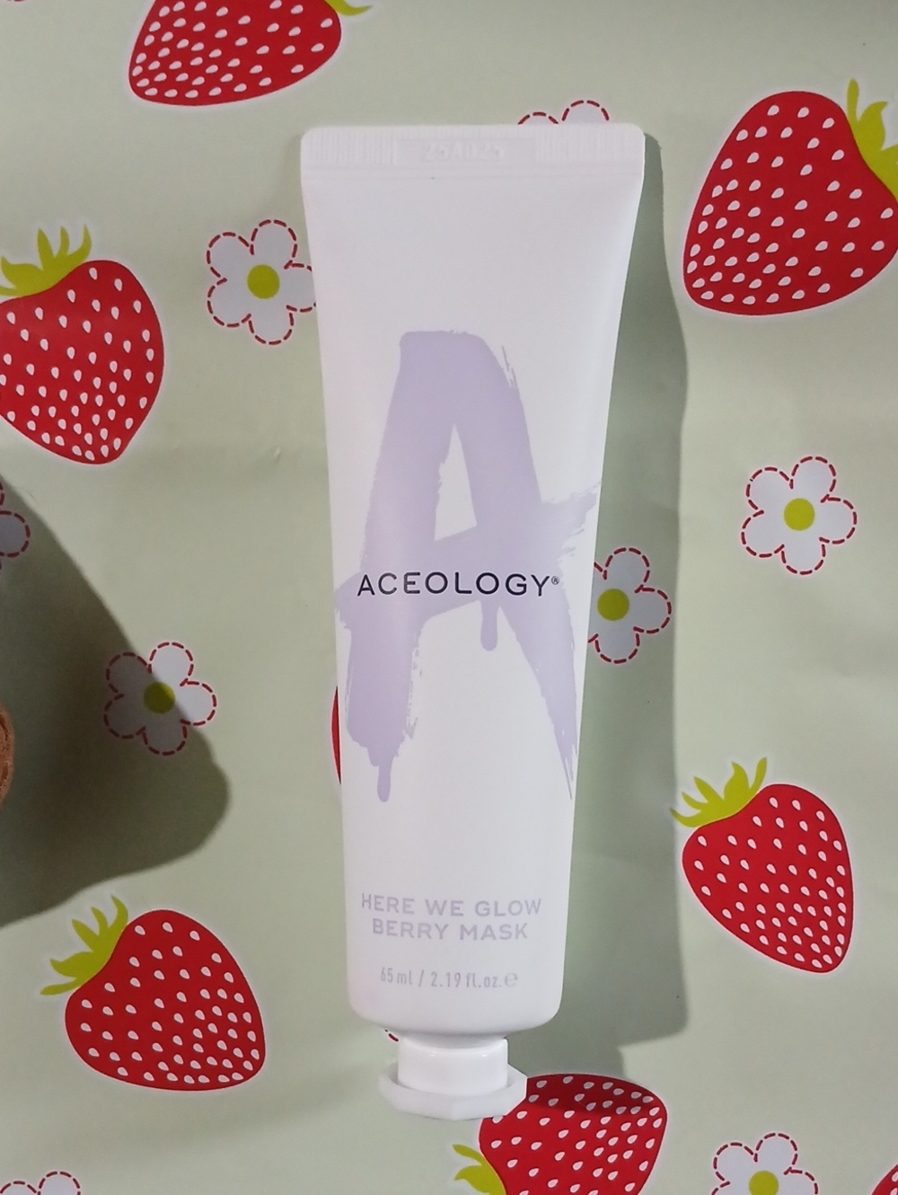 ACEOLOGY Here We Glow Berry Mask NEW SEALED 2.19 Fl Z Size